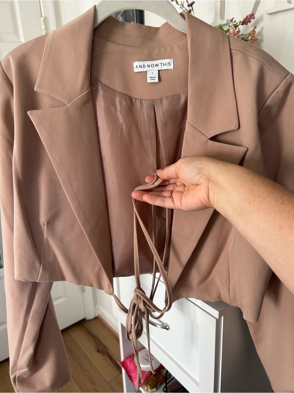 Women's Cropped Blazer Jacket in Dusty Rose
